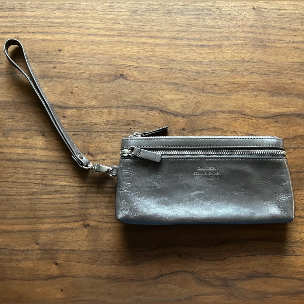 Danier Genuine Leather Pewter Wristlet BNWT